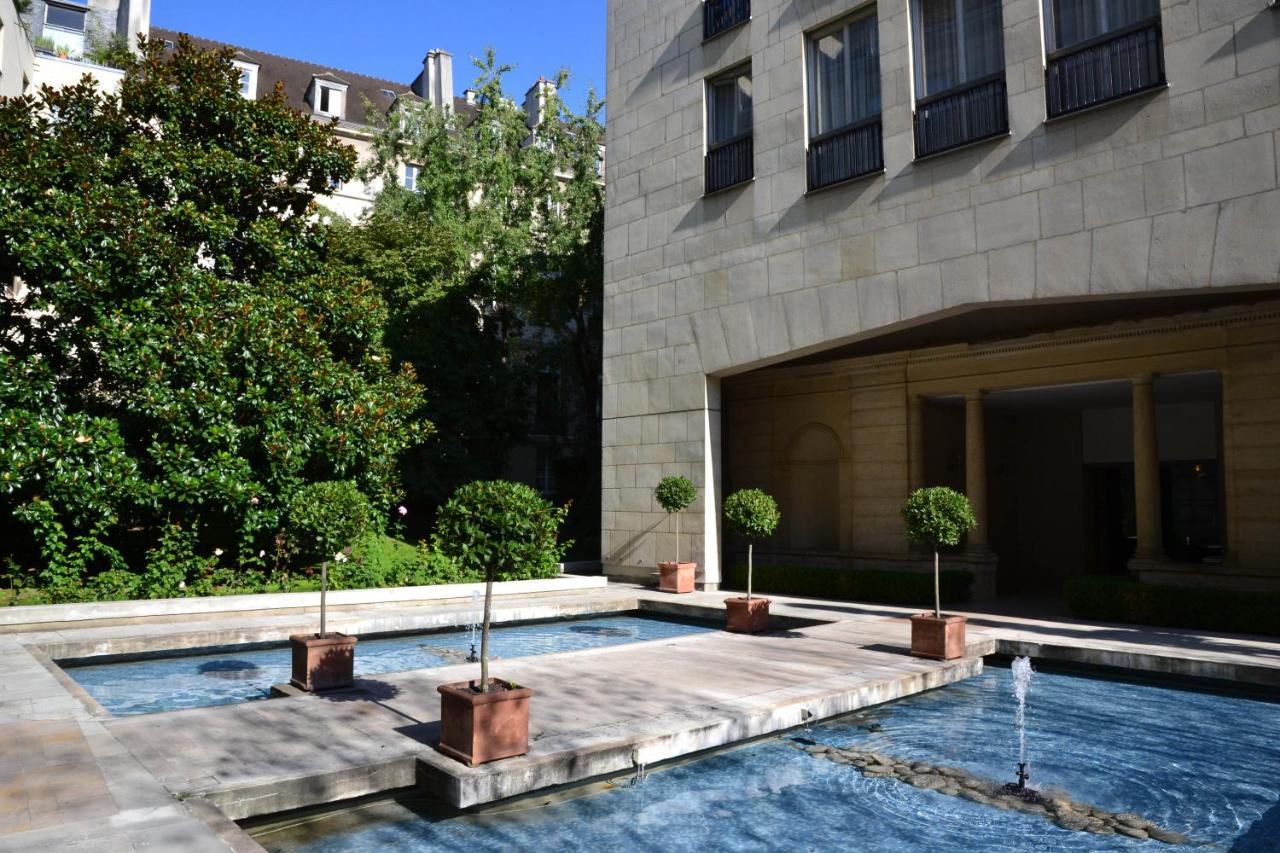 Assia & Nathalie - Luxury B&B Marais Париж Екстериор снимка